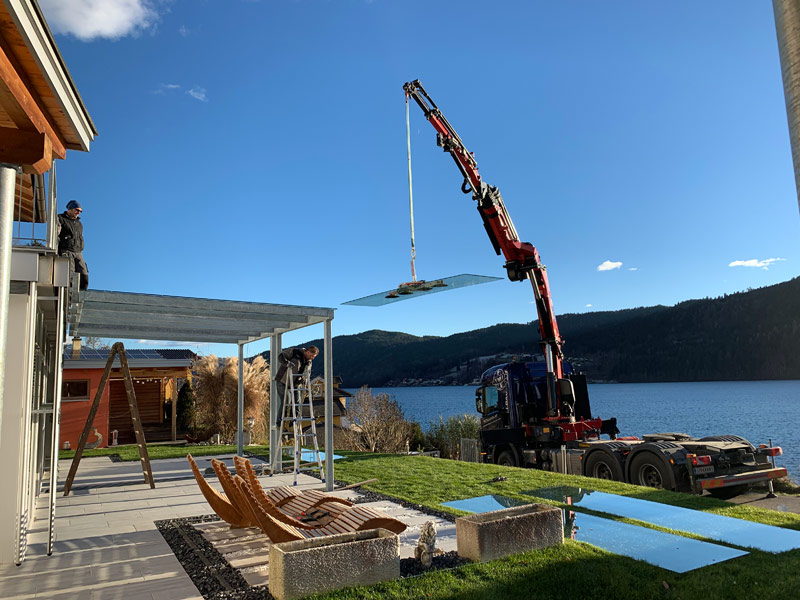 Metall-Terrassenüberdachung verglasen